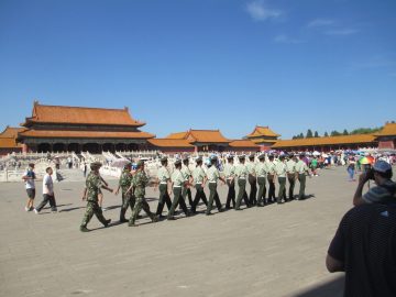 Forbidden City in Summer: Heat, Crowds, Tickets, and Route Tips