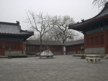 Forbidden City and Zhihua Temple Same Day: East Beijing Route, Tickets, and Timing